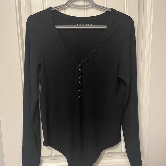 ABERCROMBIE Large Bodysuit - Picture 1 of 3